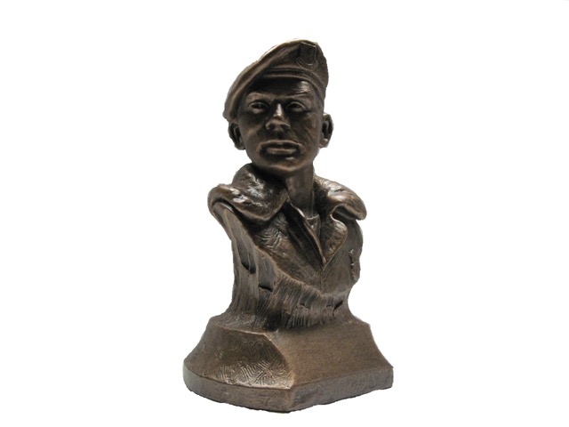 P247.5 Revised Small Peacekeeper Bust
Price: $73.95