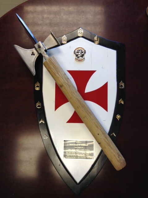 Templar Shield w:Halberd